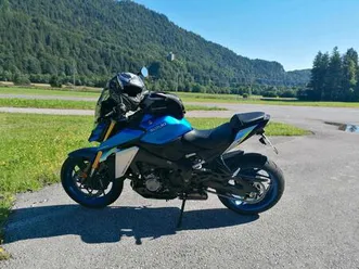 suzuki gsx s 1000