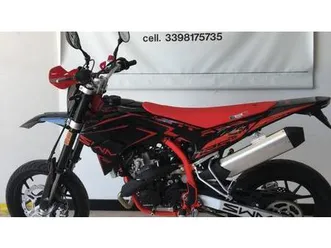 vendo swm sm 125 r (2025 - 26) nuova a medole (codice 9900682) - moto.it