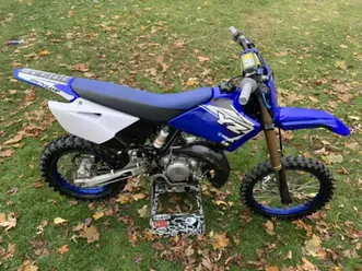 2021 yamaha yz 85. would look great under the tree!