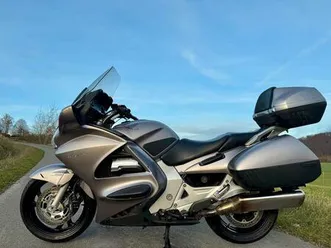 honda pan european st 1300 sc51