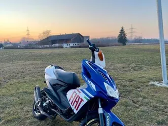 yamaha aerox valentino rossi edition