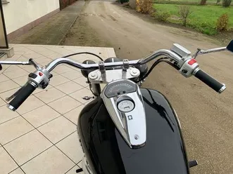suzuki intruder 1800 fzr