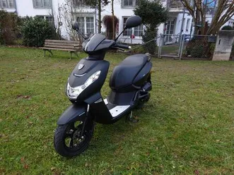 peugeot kisbee 50 ccm 4t euro 5+ wie neu mit garantie