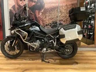 triumph tiger 900 gt pro - tris valigie