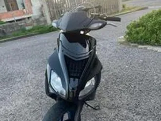 aprilia sr 50