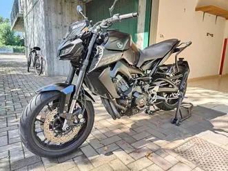 yamaha mt-09 nero