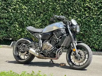 yamaha xsr 700 café racer unique en suisse!
