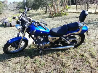 vendo moto honda 250 rebel canton tessin -