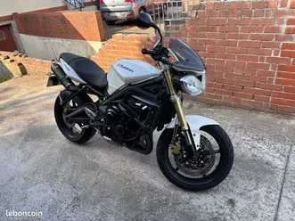 triumph street triple 675