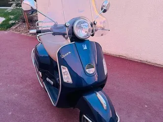 ? scooter piaggio vespa gts 125