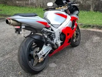 suzuki gsxr 1000 k1