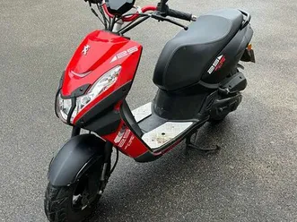 scooter peugeot streetzone 4 temps