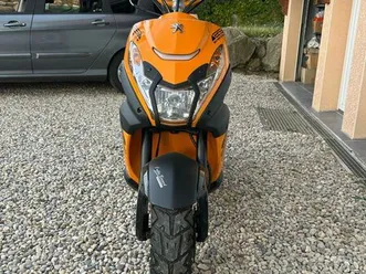 scooter peugeot streetzone