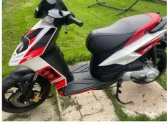 aprilia 50 sr