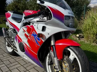 suzuki gsx-r 400