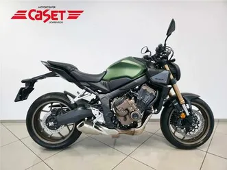 ② honda cb 650 racr (année de construction 2025)