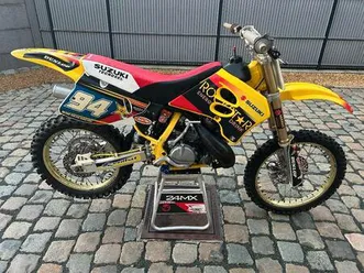 ② suzuki rm 250 bj 1993 état neuf ! 10 heures !