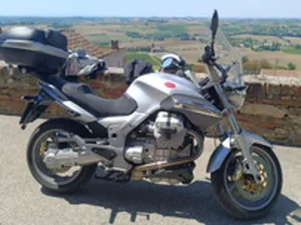 moto guzzi breva 850