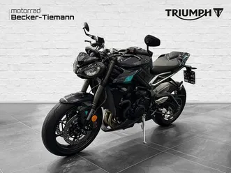 triumph street triple rs