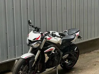 triumph street triple 660 s
