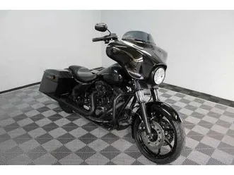 harley-davidson street glide