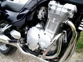 superbe suzuki gsx1100g révisée