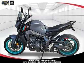 2022 yamaha mt 09 sp