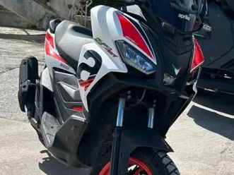 aprilia sr gt 125