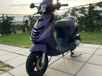 piaggio zip paars! zo goed als nieuw! — scooters | piaggio — marktplaats