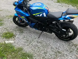 2015 gsr-r 600 ex-condition 1owner