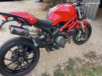 ducati monster 796