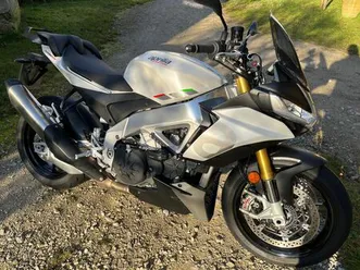aprilia tuono v4 rr
