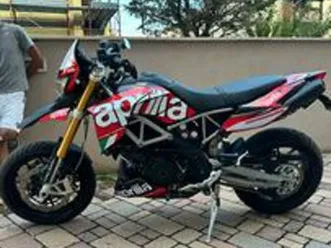 aprilia dorsoduro 750 a2