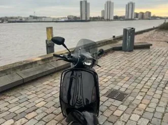 vespa sprint 2015, 50cc 4t 2v — scooters | vespa — marktplaats