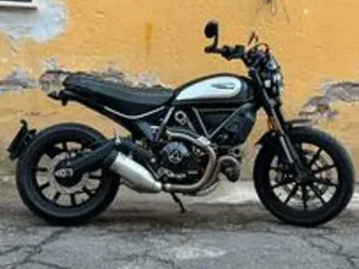 ducati scrambler icon 800 pari al nuovo
