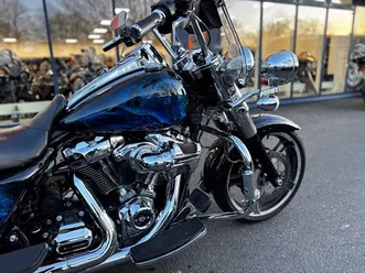 harley-davidson trike*flrt*freewheeler*viele extras*pkw führers