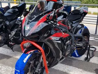 honda cbr 1000 rr