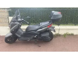 vends yamaha x max 400 cc