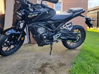 honda cb125r a saisir