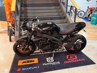 triumph speed triple 1050 *inspektion & tüv neu*