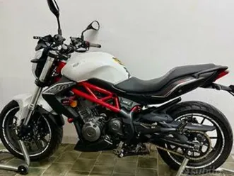 moto benelli bn 302s
