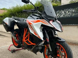 ktm 1290 superduke gt sous garantie