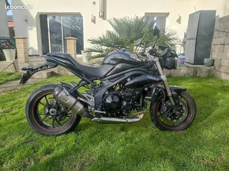 triumph speed triple 1050 abs