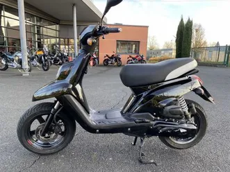 mbk booster 12 pouces 2017 50 cm3 | scooter | 13 581 km | 69400 gleize