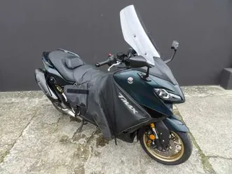 yamaha tmax 560