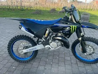 ② yamaha yz 125 2022