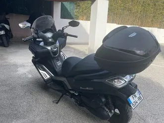 kymko 125 downtown finition exclusive très peu roulé