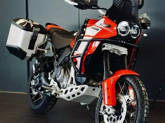 ducati desert x discovery