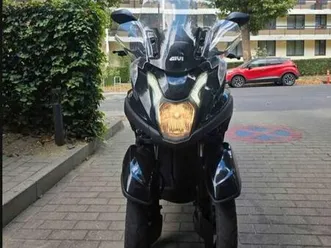 ② scooter yamaha tricity 125 cc