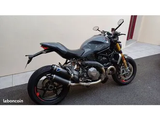 ducati monster 1200 s impeccable